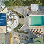 Serenity - Off Grid Pouládes
