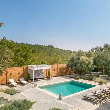 Villa Serenity - Off Grid Poulades