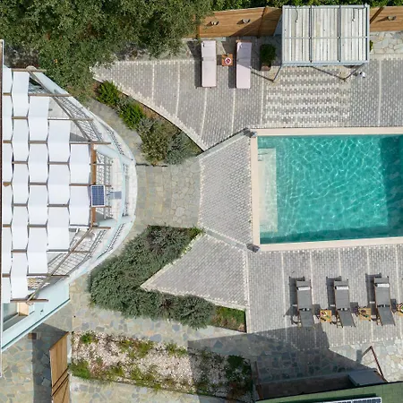 Serenity - Off Grid Villa *