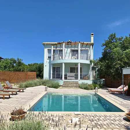 Serenity - Off Grid * Puládesz